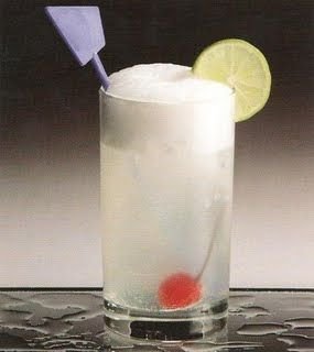 Cóctel Gin fizz de lima